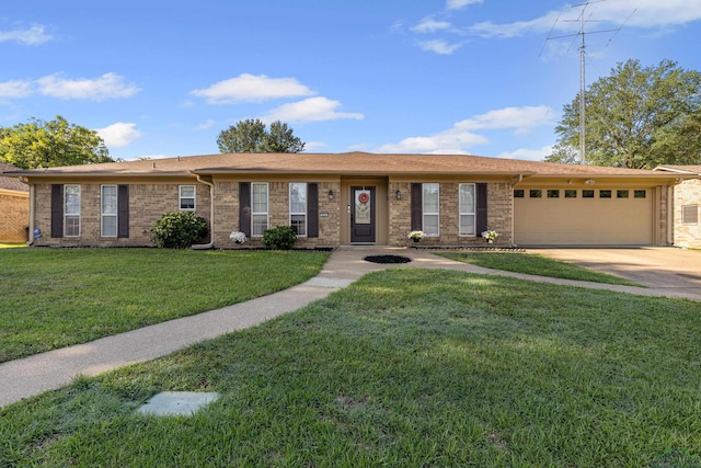 624 Green Oak Dr, Longview, TX 75604 - photo 1