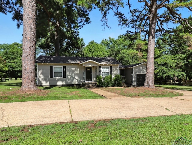 509 N Central St, Hallsville, TX 75650 - photo 3