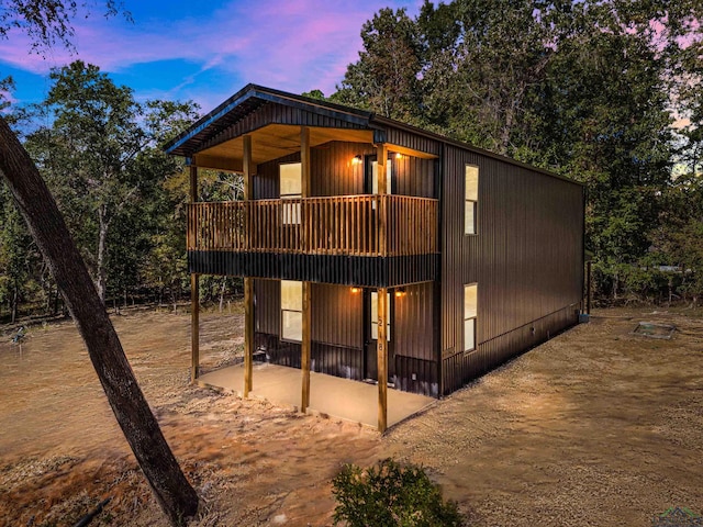 view of front of home