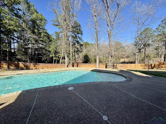 282 W Burton Dr, Longview, TX 75603 - photo 27