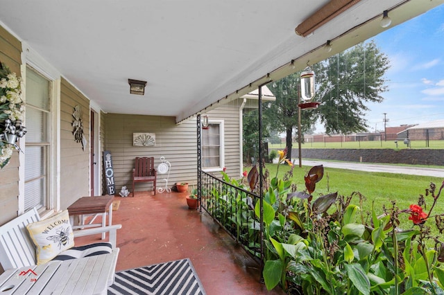 view of patio featuring covered porch