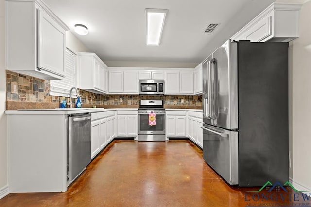 kitchen featuring visible vents, tasteful backsplash, finished concrete floors, a sink, and appliances with stainless steel finishes