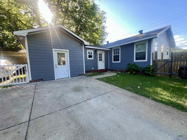 210 E Birdsong St, Longview, TX 75602 - photo 11