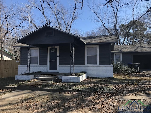 view of front of home with covered porch