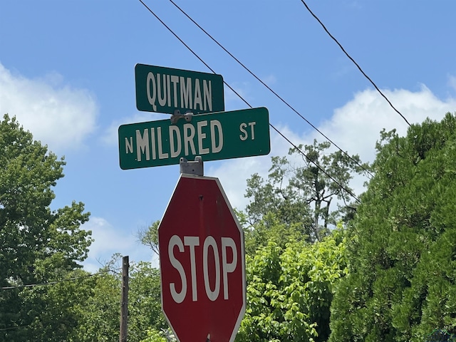 714 W Quitman Ave, Gladewater, TX 75647 - exterior view