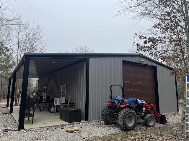 view of outbuilding with an outbuilding