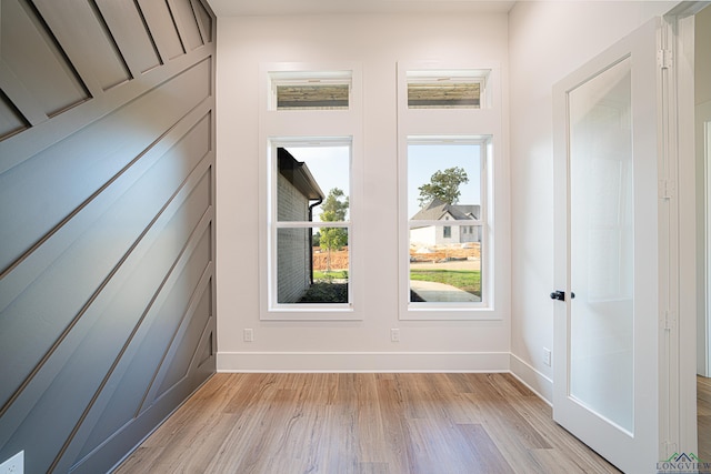 interior space with light hardwood / wood-style floors