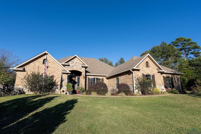 view of front of house with a front yard