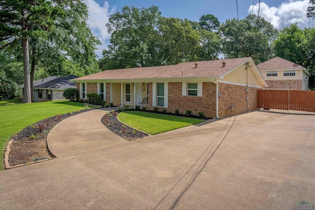 1002 Idlewood Dr, White Oak, TX 75693 - photo 3