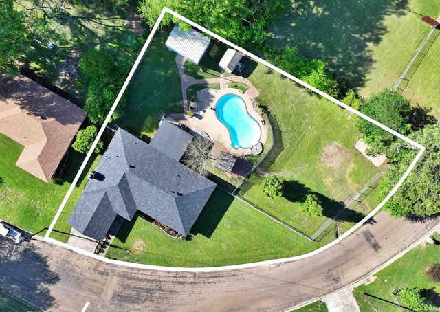1715 Harkrider Ln, Mount Pleasant, TX 75455 - photo 1