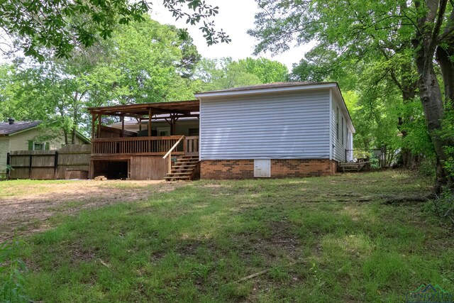 1321 Lake Dr, Longview, TX 75601 - back of property with stairs
