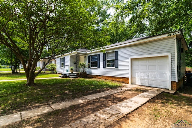 view of front of house featuring crawl space, driveway, a front lawn, and a garage