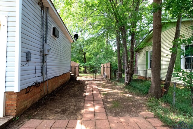 1321 Lake Dr, Longview, TX 75601 - view of wooden terrace