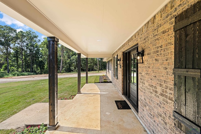 view of patio / terrace with covered porch