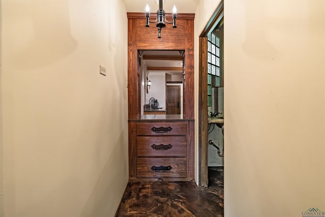 1011 Towne Lake Dr, Longview, TX 75601 - view of hallway