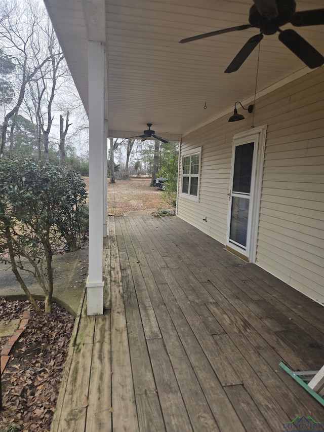 deck featuring ceiling fan