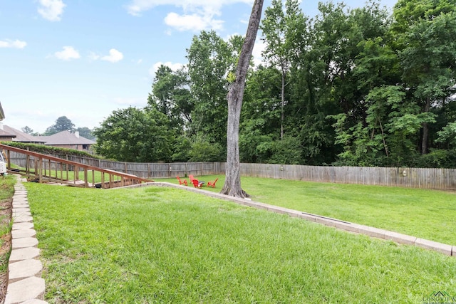 810 Crepe Myrtle Ln, Longview, TX 75604 - view of yard