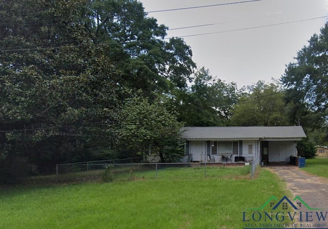 1203 Coffey St, Daingerfield, TX 75638 - photo 4
