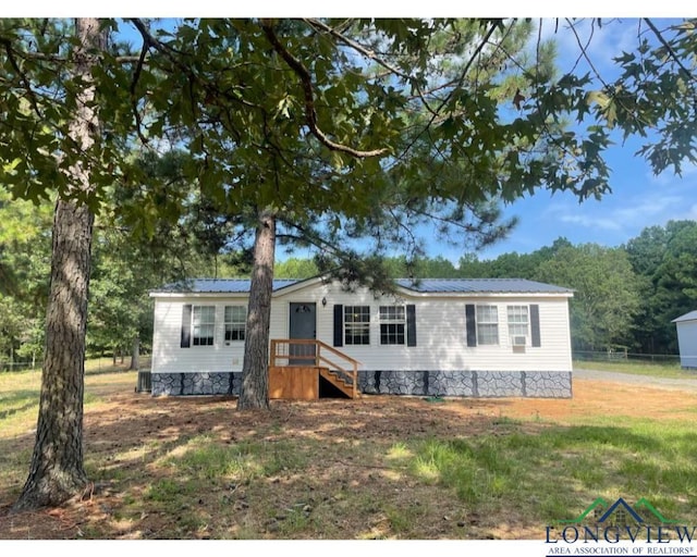 view of manufactured / mobile home