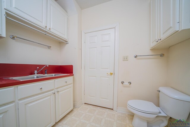 807 Vicksburg Ct, Longview, TX 75601 - bathroom featuring vanity and tile patterned floors