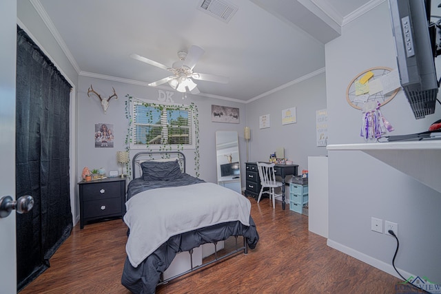 322 Roy Green Rd, Longview, TX 75602 - bedroom with ornamental molding, wood finished floors, and a ceiling fan