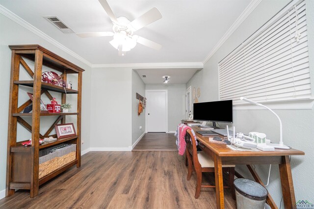 322 Roy Green Rd, Longview, TX 75602 - office area featuring crown molding, wood finished floors, and a ceiling fan