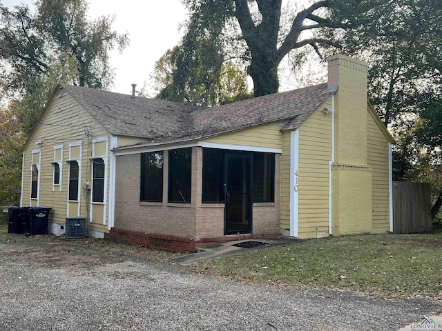 view of front of property