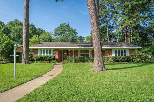 606 Loraine Ct, Longview, TX 75604 - photo 1