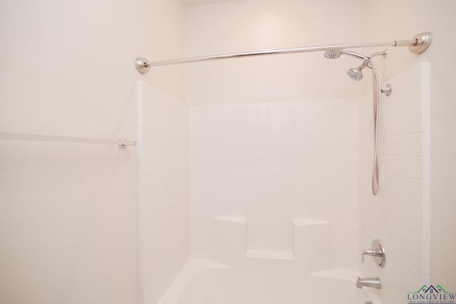 1146 Mission Creek Dr, Longview, TX 75601 - full bath featuring shower / washtub combination