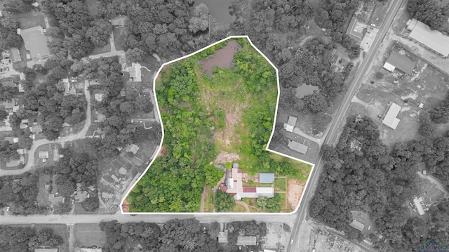 911 S Helen St, Overton, TX 75684 - aerial view of property and surrounding area with property boundaries highlighted