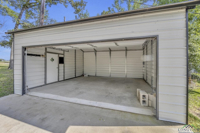 585 Naples Dr, Omaha, TX 75571 - view of detached garage