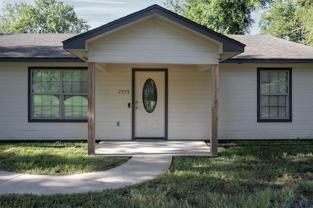 2909 W Gay Ave, Gladewater, TX 75647 - photo 1