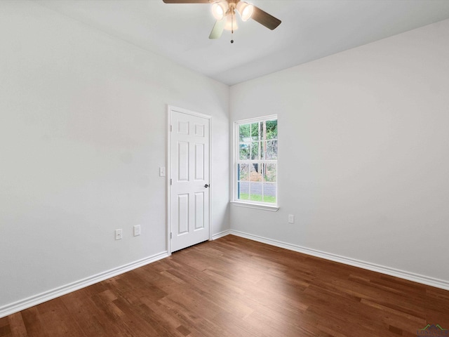 unfurnished room featuring ceiling fan and wood-type flooring