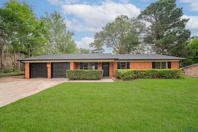 1201 Blueridge Pkwy, Longview, TX 75605 - photo 1