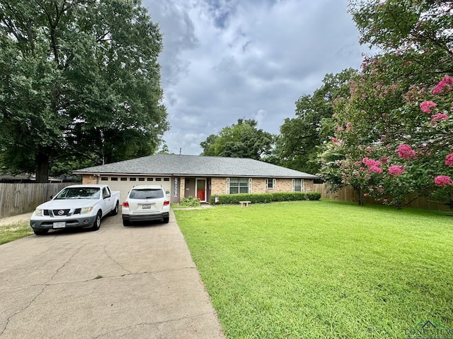 210 E Twilight Dr, Longview, TX 75604 - photo 1