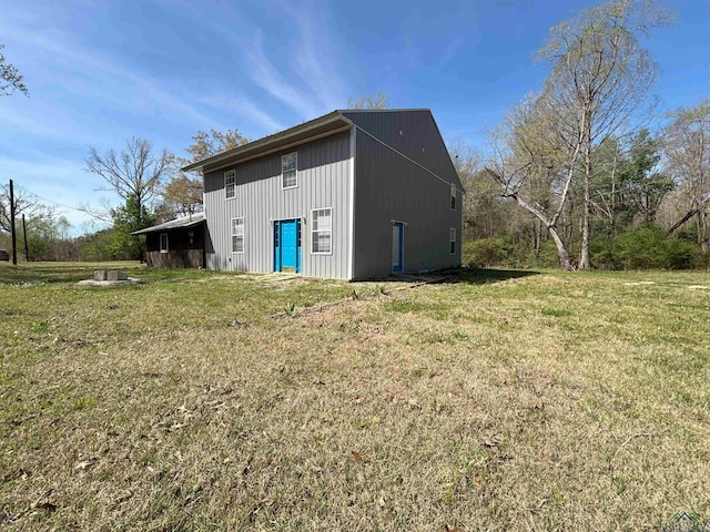 68 Eason Ln, Atlanta, TX 75551 - exterior space with an outbuilding