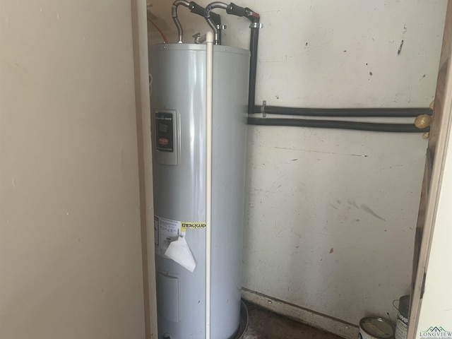 4303 Idylwild Ter, Marshall, TX 75672 - utilities featuring water heater