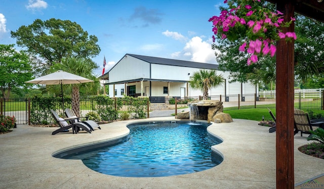 4300 Willow Bnd, Longview, TX 75602 - view of swimming pool featuring a patio area