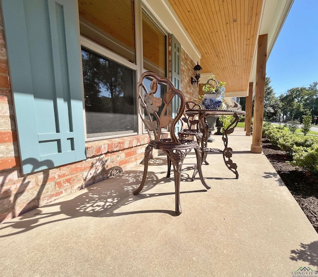 view of patio / terrace featuring covered porch