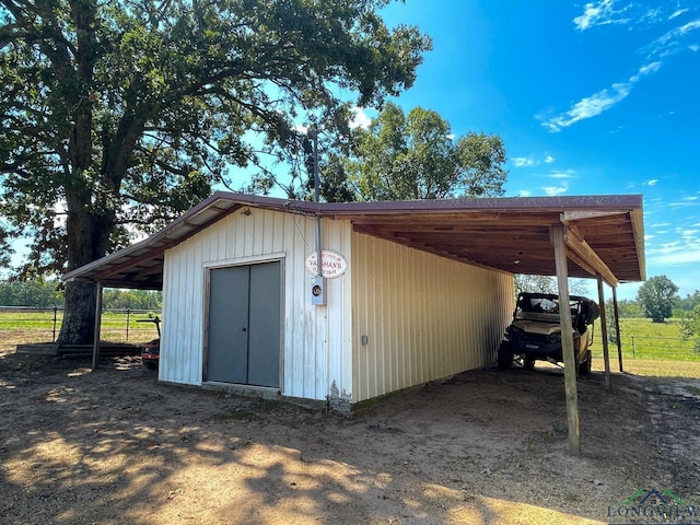 view of outbuilding