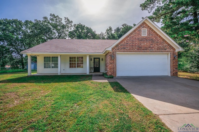 121 Cedar St, Gilmer, TX 75645 - photo 1