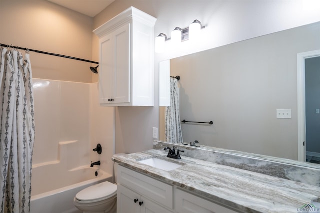 full bathroom with shower / bath combo with shower curtain, vanity, and toilet