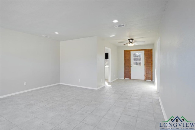 empty room with ceiling fan