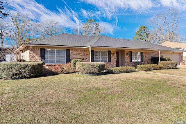 ranch-style house with a front yard