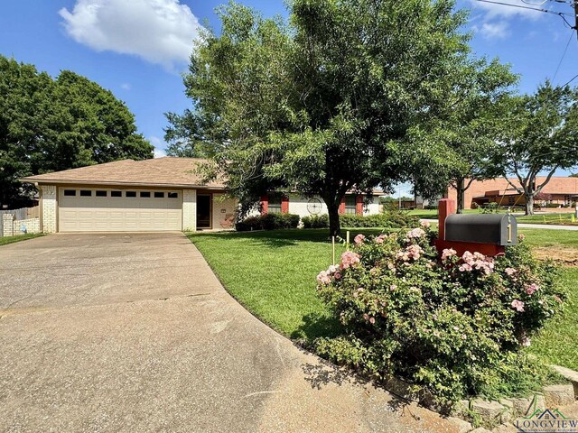 1 Lookout Ct, Longview, TX 75605 - photo 1