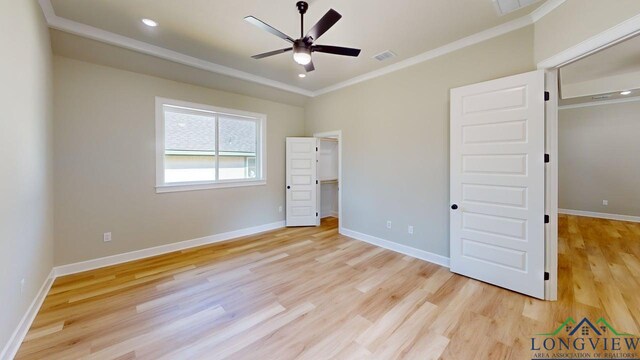 2510 Windmill Ln, Longview, TX 75601 - unfurnished bedroom with crown molding, light wood-style flooring, baseboards, recessed lighting, and a ceiling fan