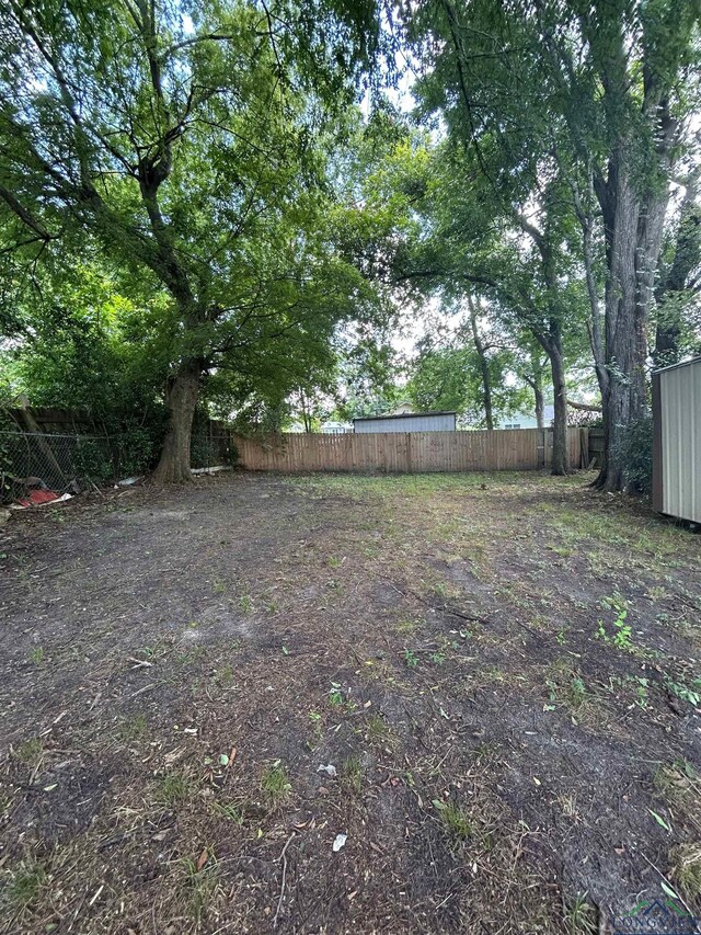 309 Boren St, Henderson, TX 75652 - photo 17