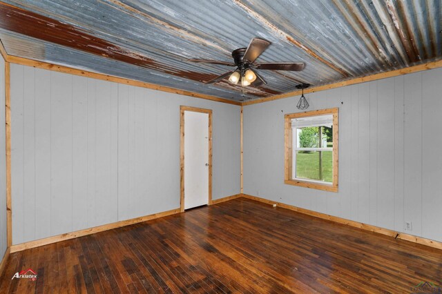 506 W Henderson St, Mount Enterprise, TX 75681 - photo 14