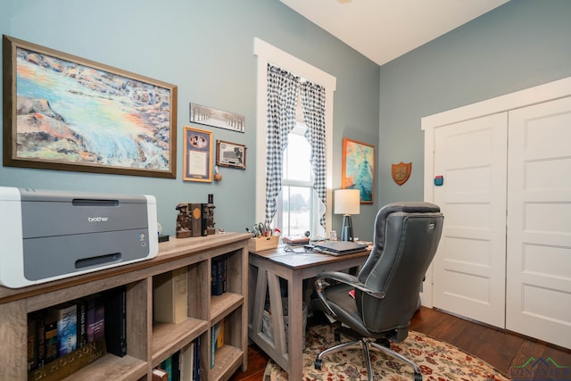 office space with dark hardwood / wood-style floors