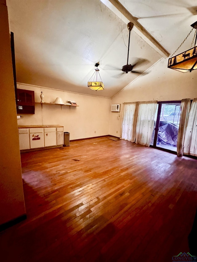 371 Cumberland Rd, Jefferson, TX 75657 - photo 9